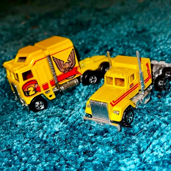 Vintage Hot Wheels Thunder Roller 1982 & Road Champs Toy Collector Set - Picture 5 of 15